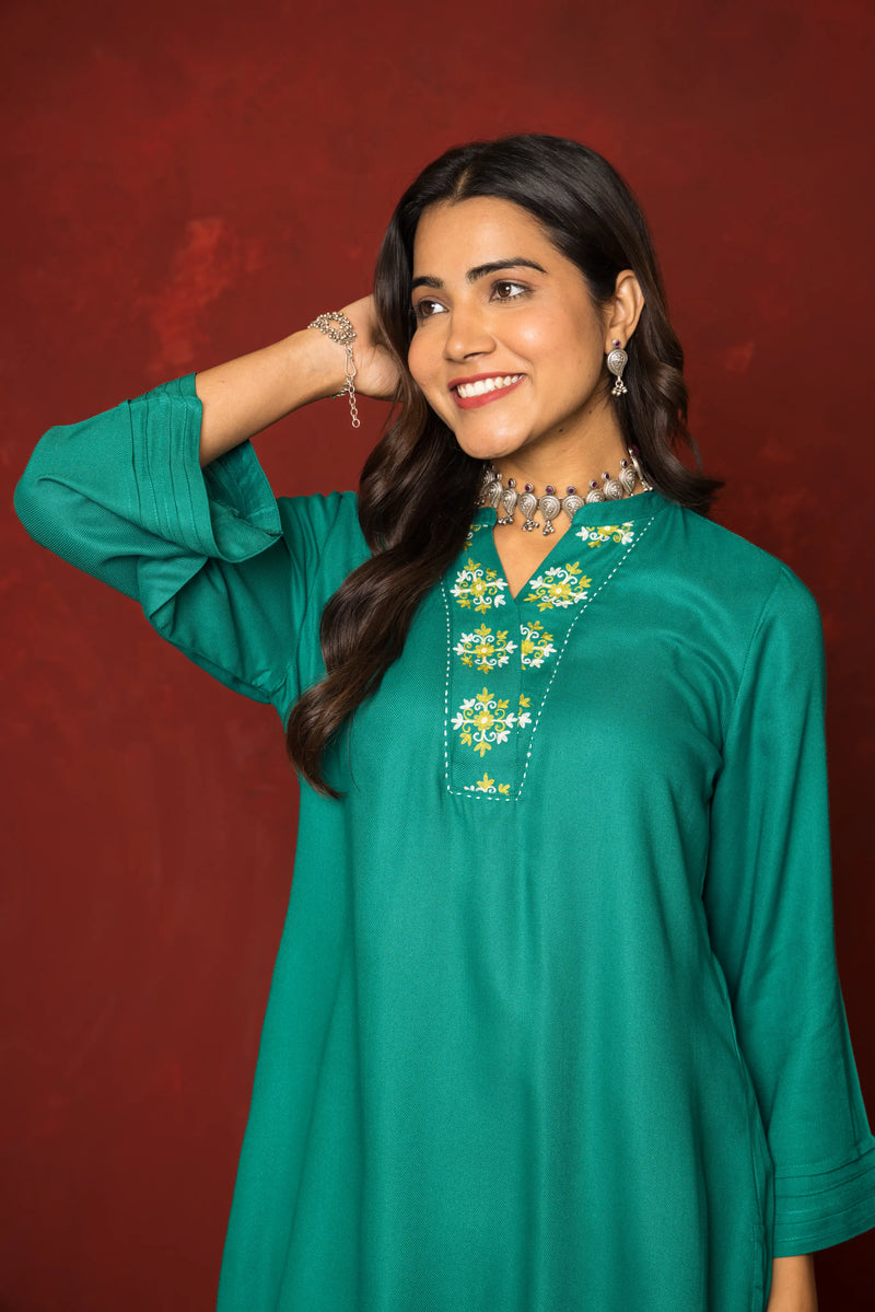 GREEN TWILL  EMBROIDERY ON KURTA COLLAR NECK KURTA SALWAR