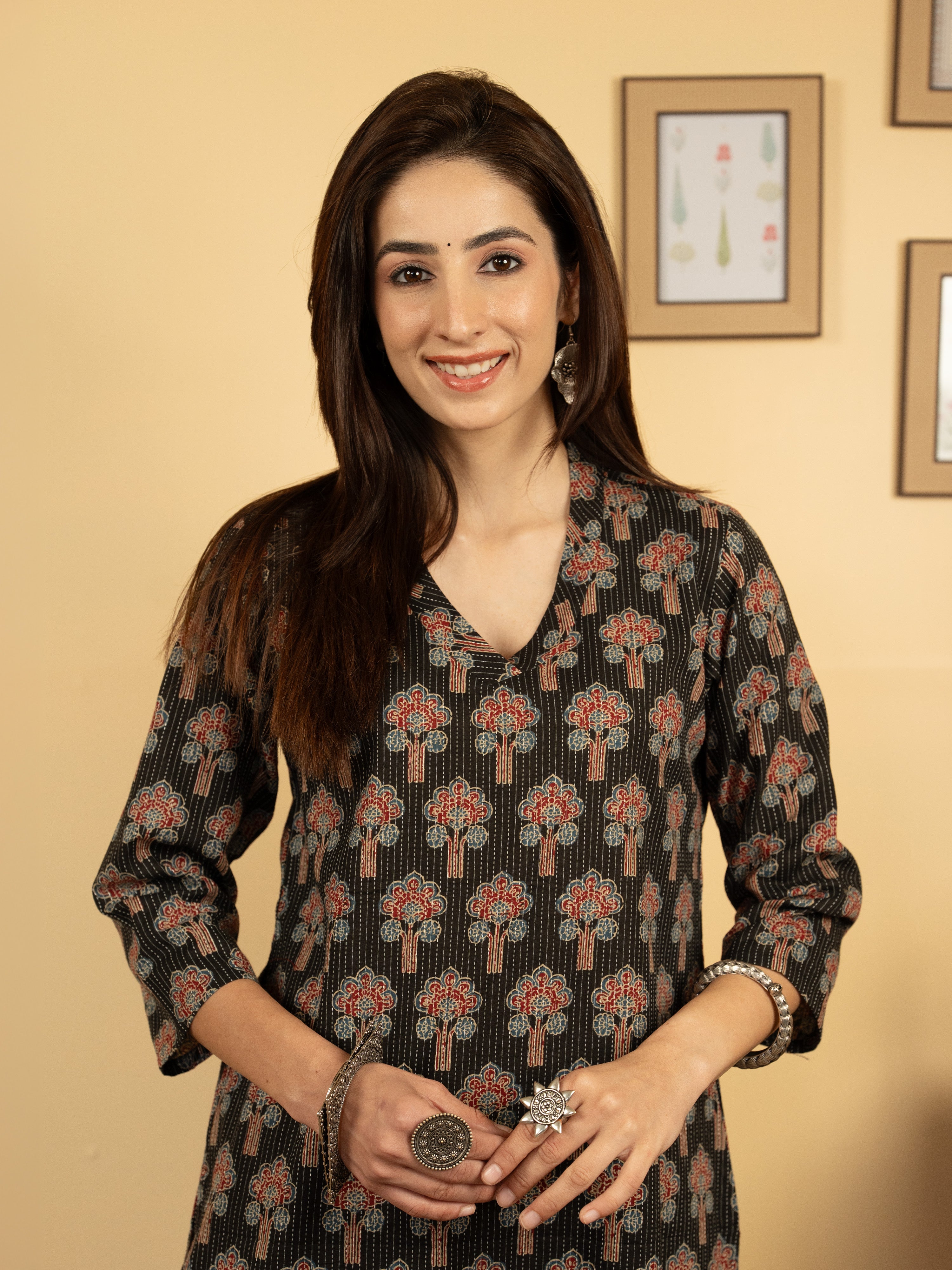 Black Colour Cotton V Neck Kantha With Block Print Kurta For Women's