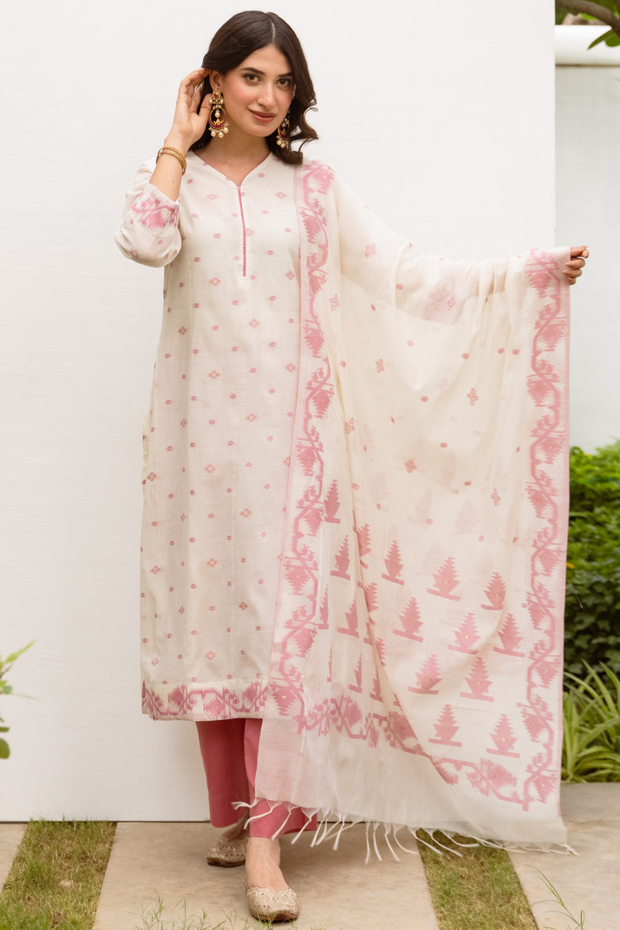 White & Pink Jamdani Kurta Dupatta Set (Pant Not Included)