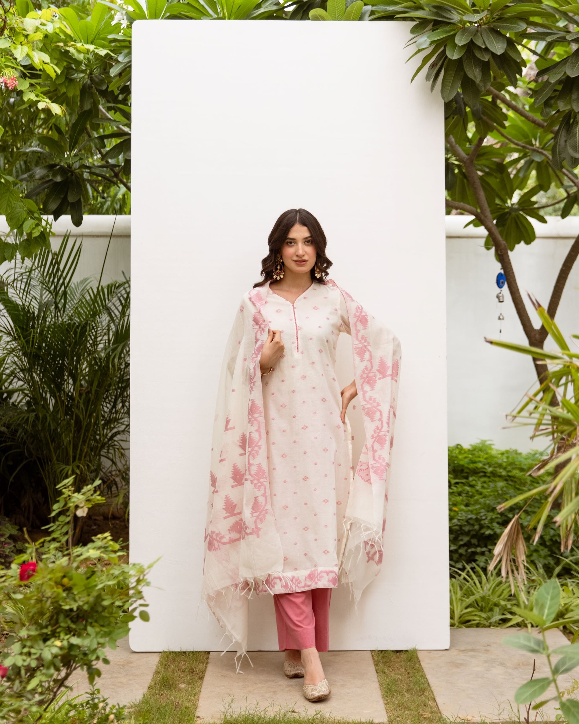White & Pink Jamdani Kurta Dupatta Set (Pant Not Included)