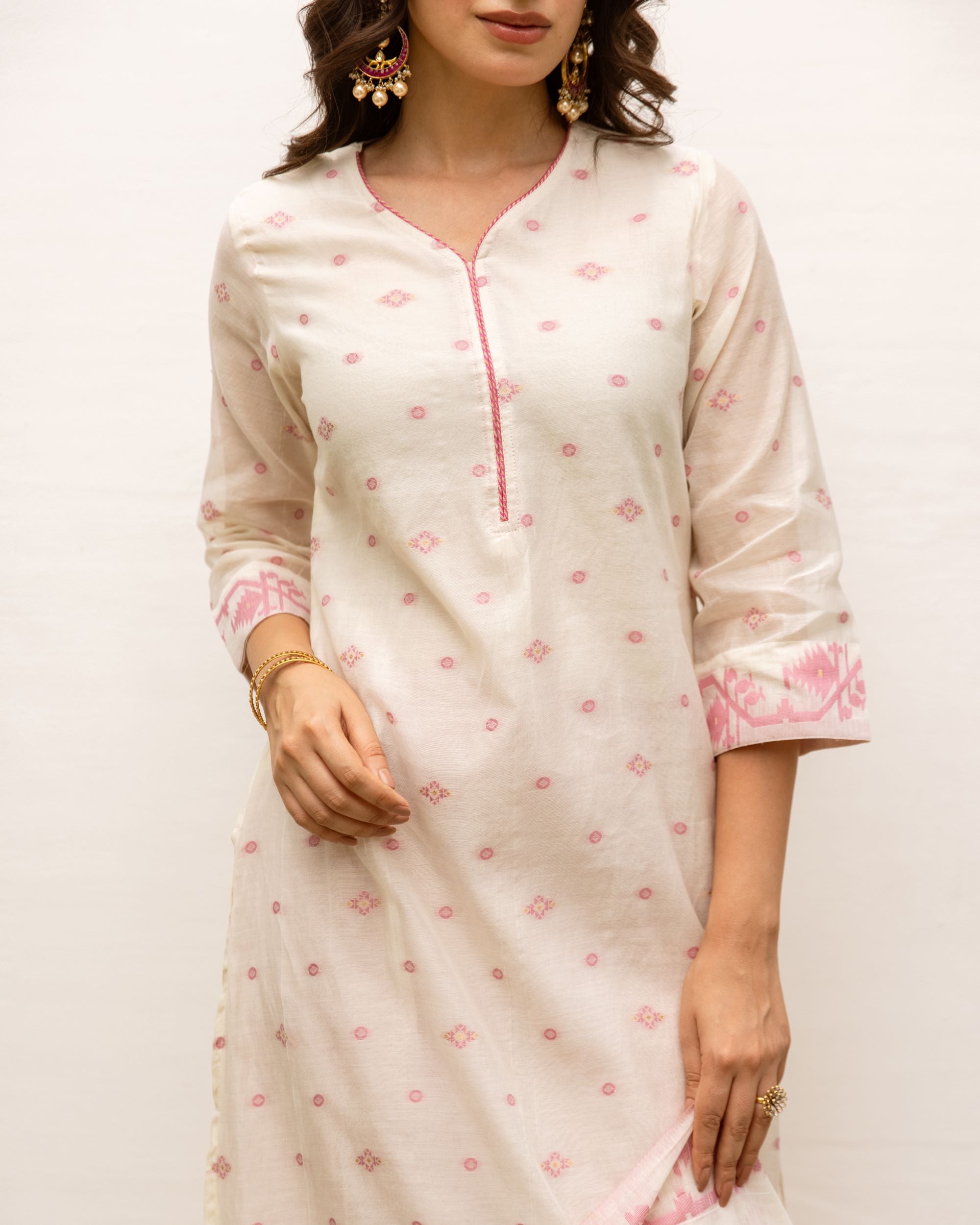 White & Pink Jamdani Kurta Dupatta Set (Pant Not Included)