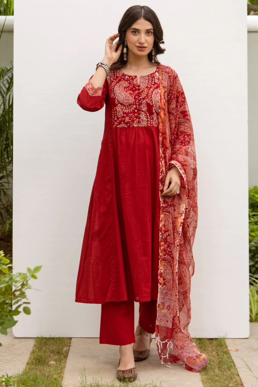 Red Cotton Kurta Dupatta Set For Women's (Pant Not Included)