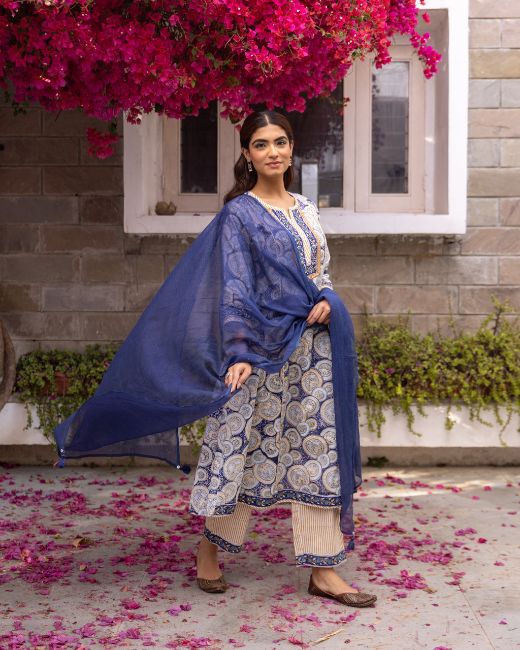 Indigo Blue Kurta Pant(Dupatta Not Included)