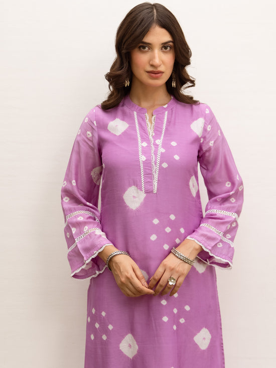 Lavender Hand-done Bandhani Round Neck Kurta For Women's