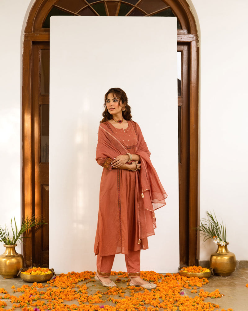 Brick Colored Cotton Salli & Kota Doriya Dupatta Complete Suit Set For Women's