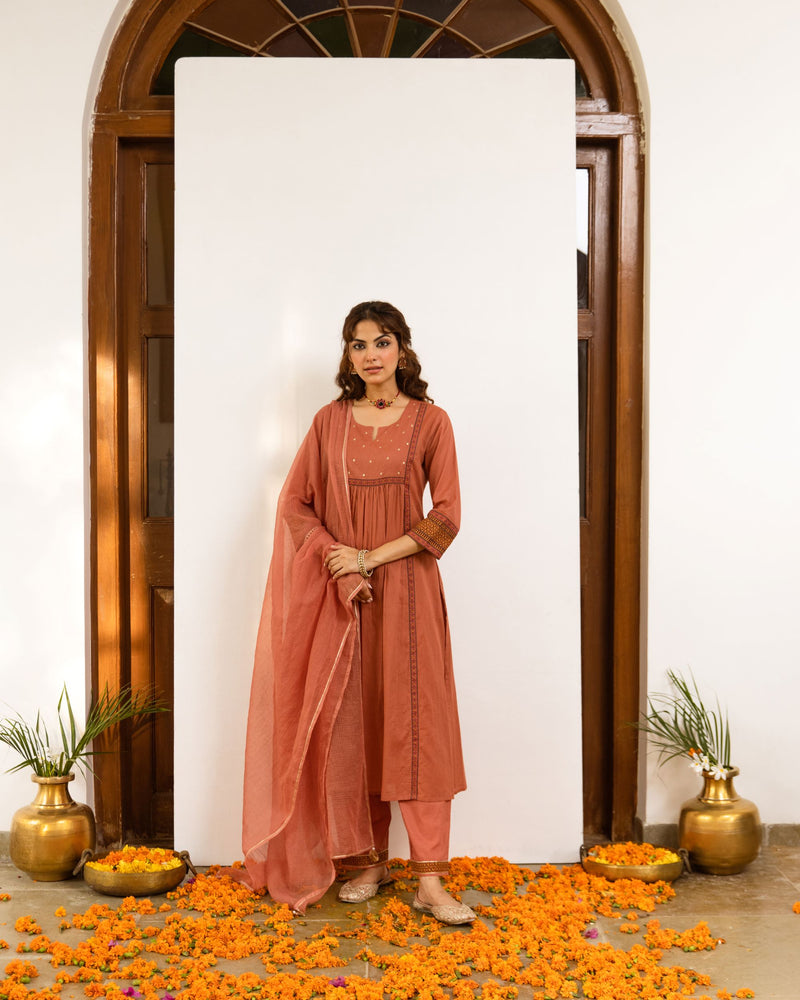 Brick Colored Cotton Salli & Kota Doriya Dupatta Complete Suit Set For Women's