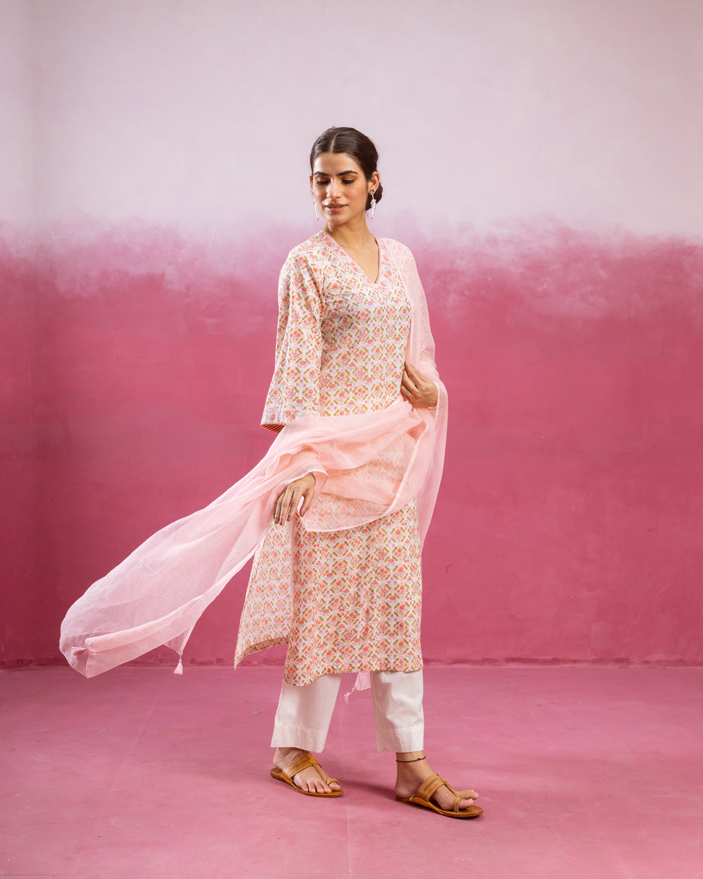 White & Peach Kurta (Pant And Dupatta Not Included)