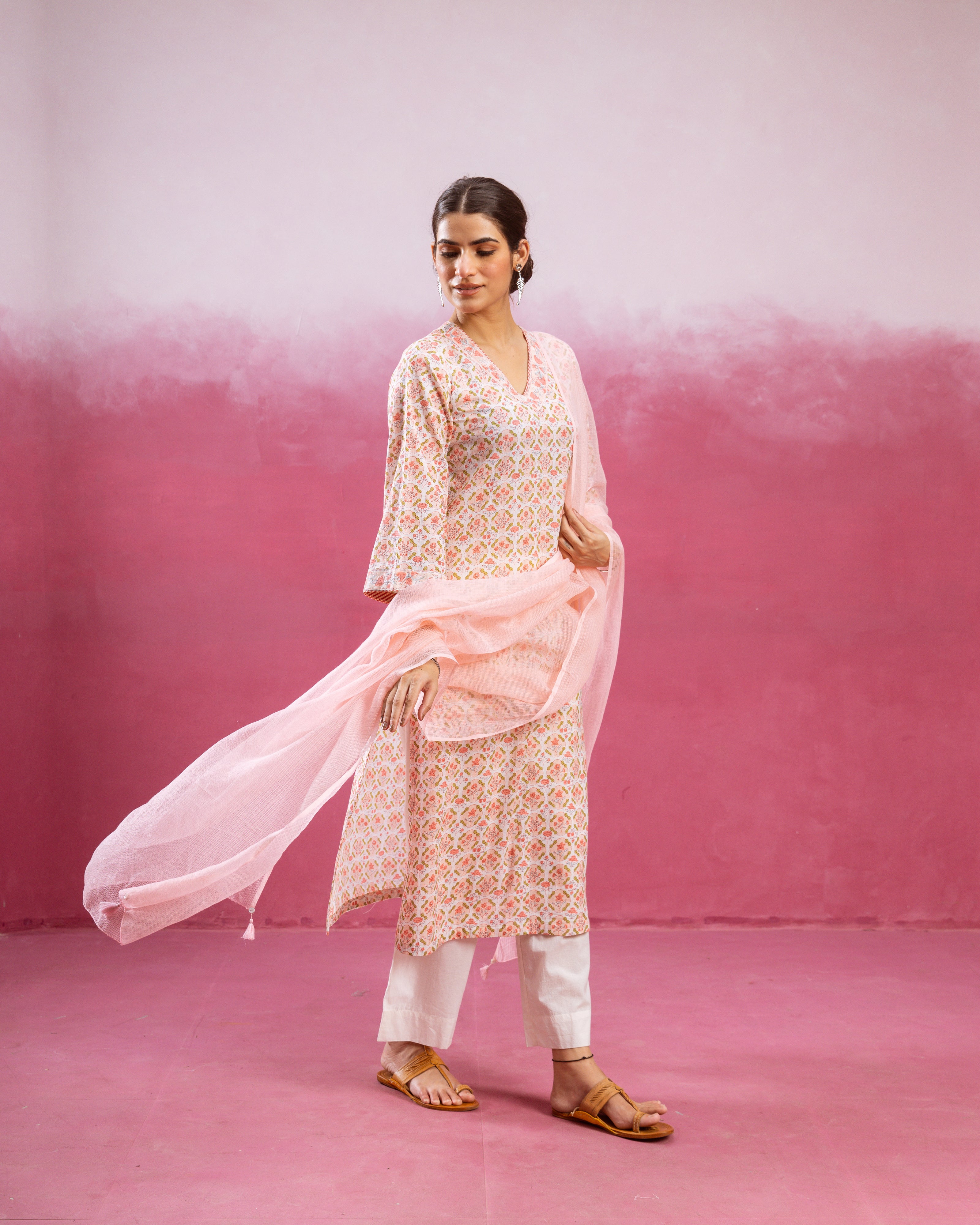 White & Peach Kurta (Pant And Dupatta Not Included)