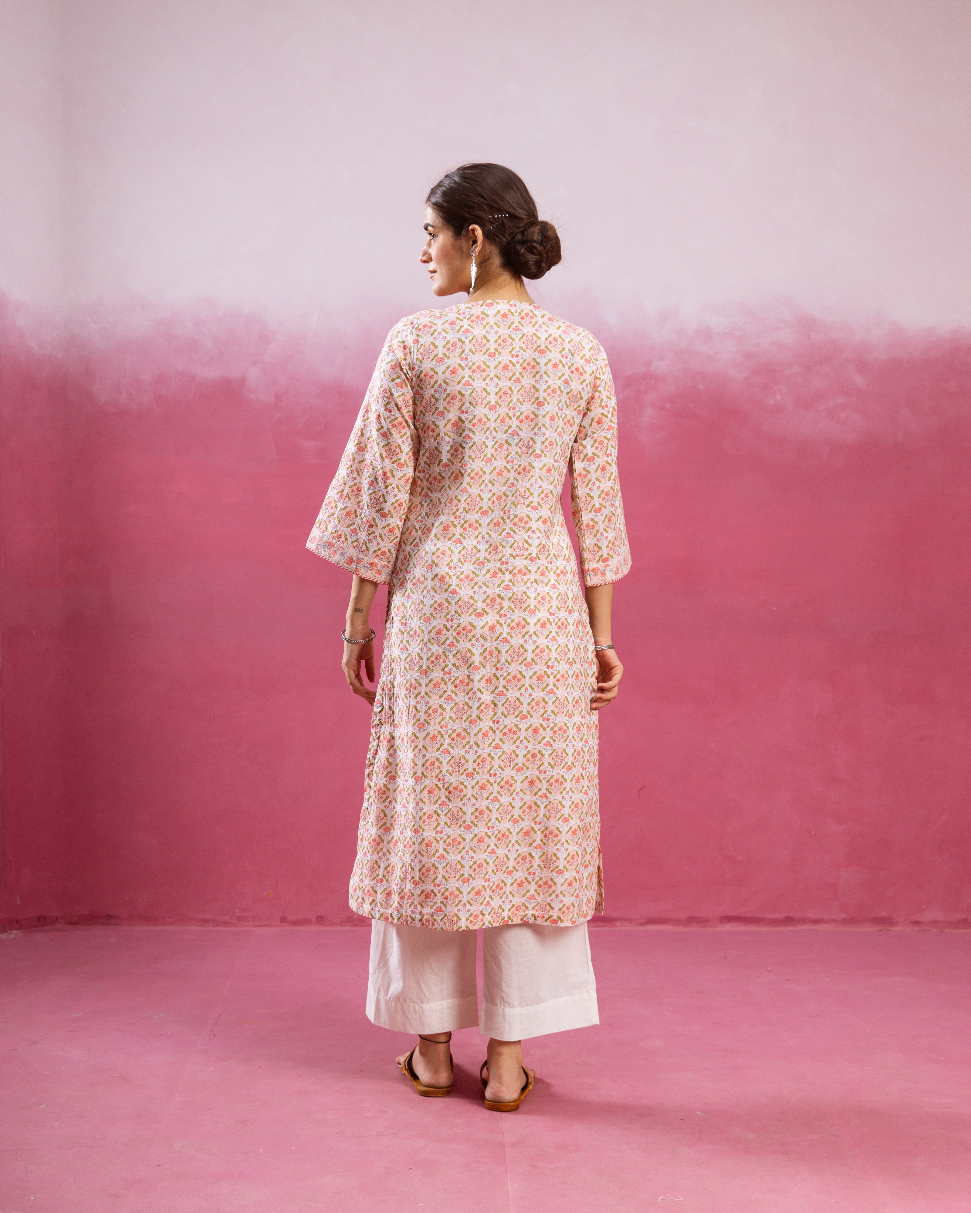 White & Peach Kurta (Pant And Dupatta Not Included)