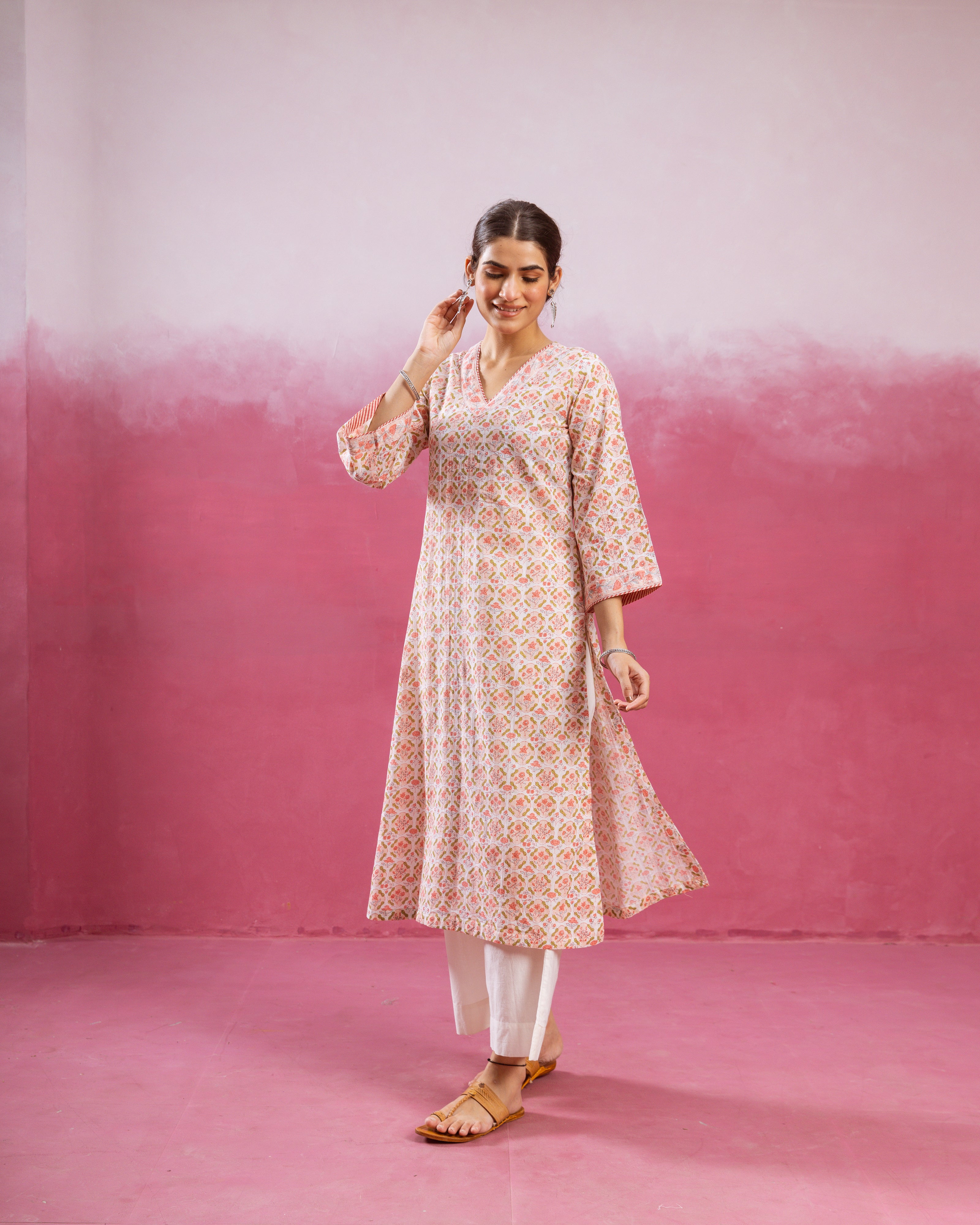 White & Peach Kurta (Pant And Dupatta Not Included)