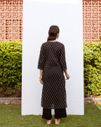 Black Cotton Round Neck Printed Kurta For Women's