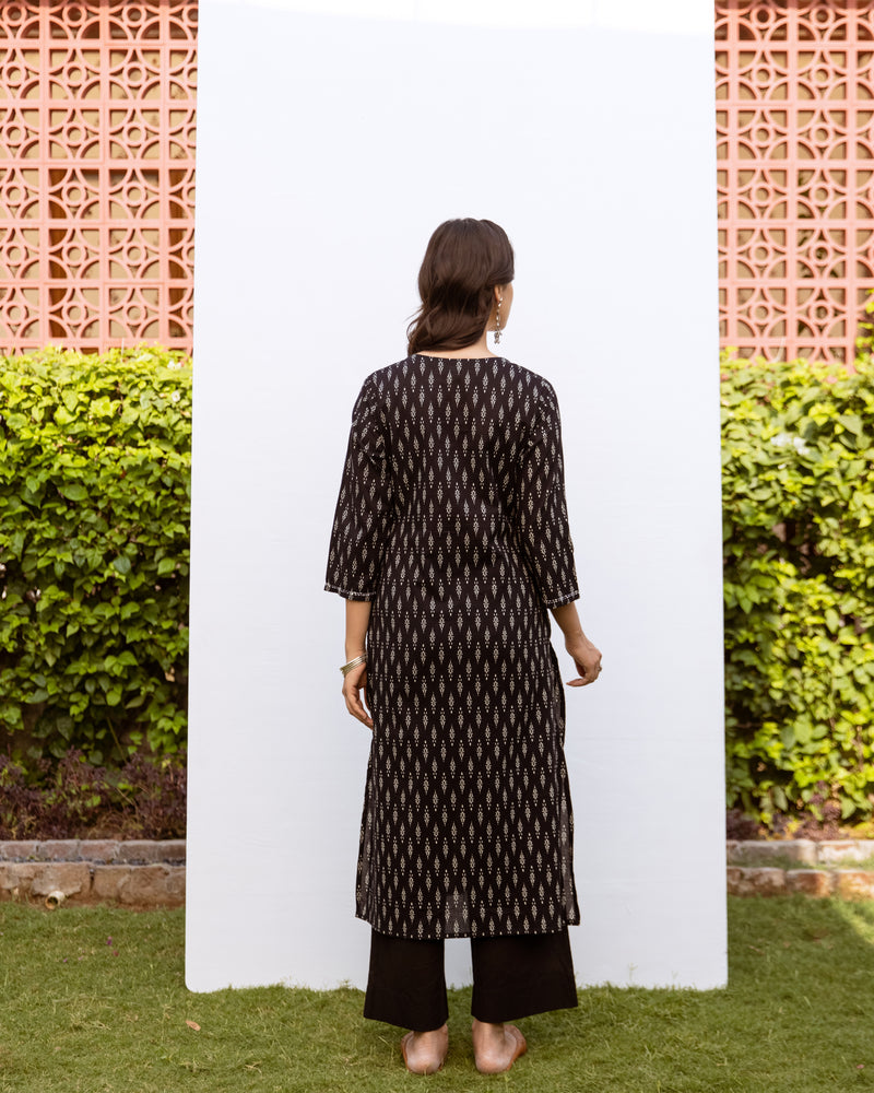 Black Cotton Round Neck Printed Kurta For Women's