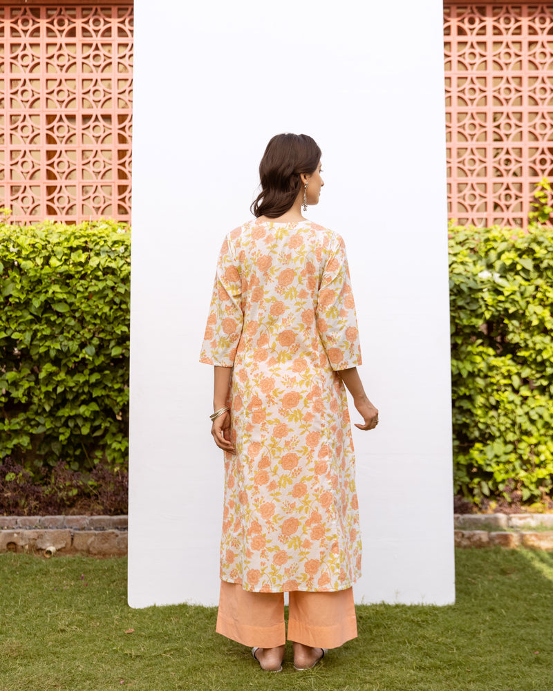 White With Peach Floral Print Round Neck Cotton Kurta For Women's