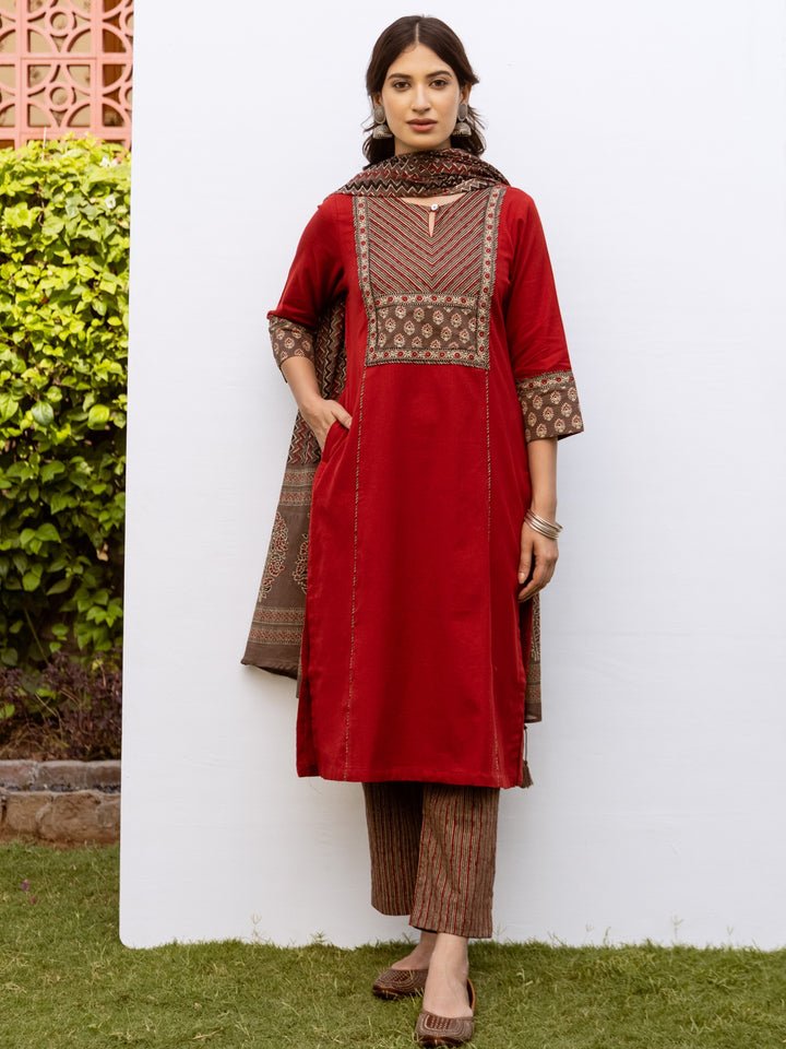 Red Cotton Round Neck Complete Suit Set For Women's