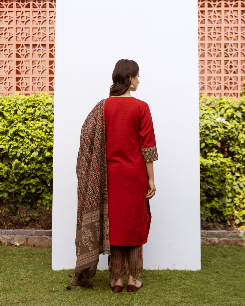 Red Cotton Round Neck Complete Suit Set For Women's