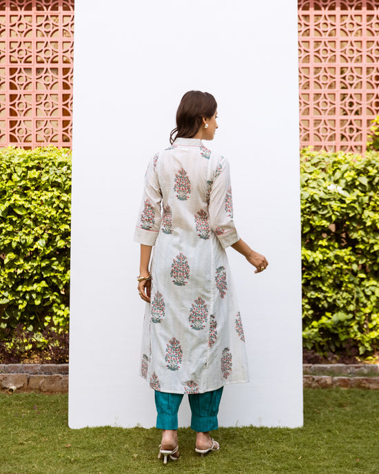WHITE COTTON V-NECK HANDBLOCK KURTA FOR WOMEN'S