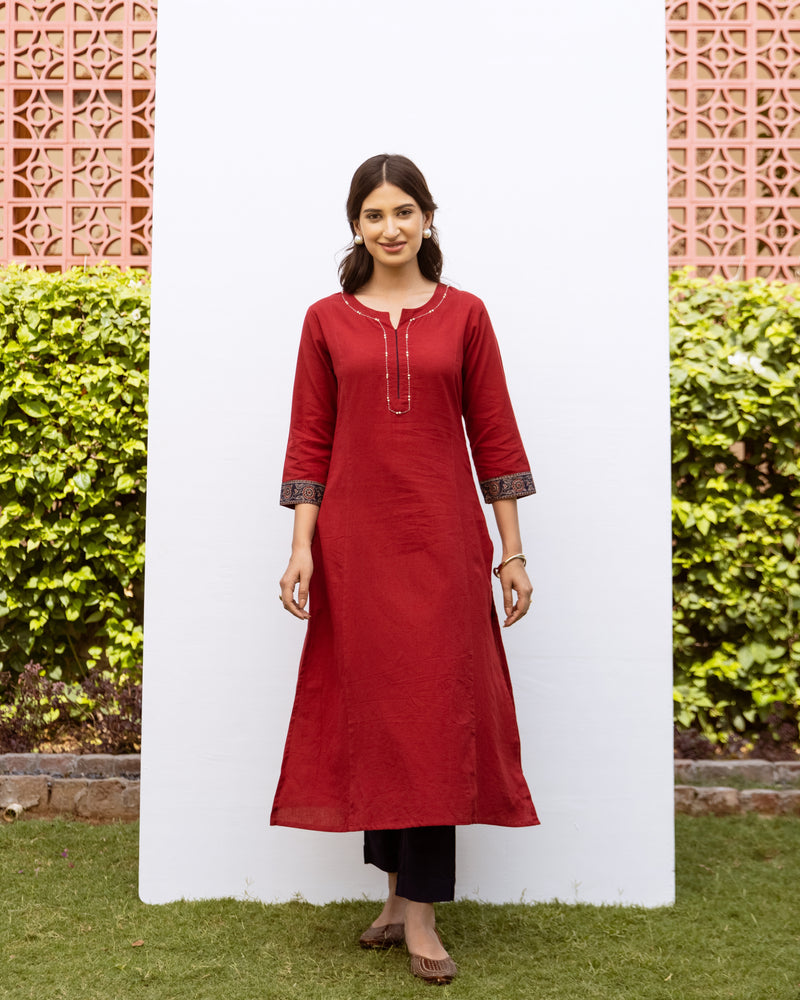 Red Cotton Flax Round With V-Neck Kurta For Women's