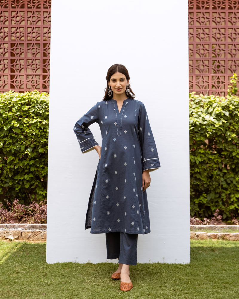 Indigo South Handloom Round Neck Kurta With Pant Set For Women's