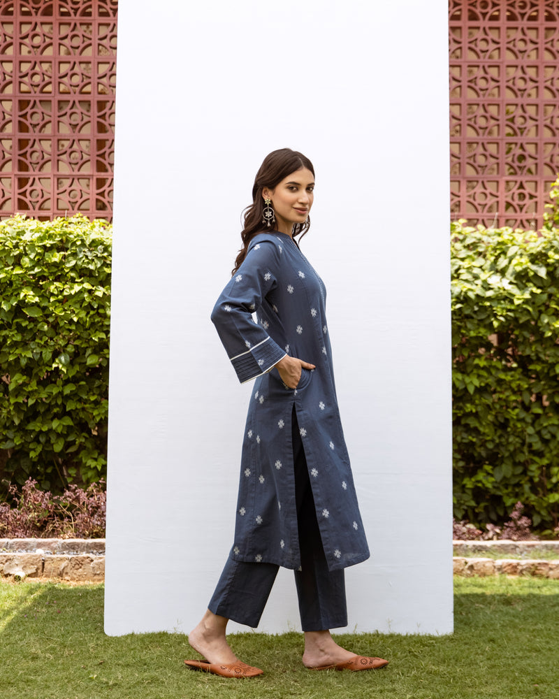 Indigo South Handloom Round Neck Kurta With Pant Set For Women's