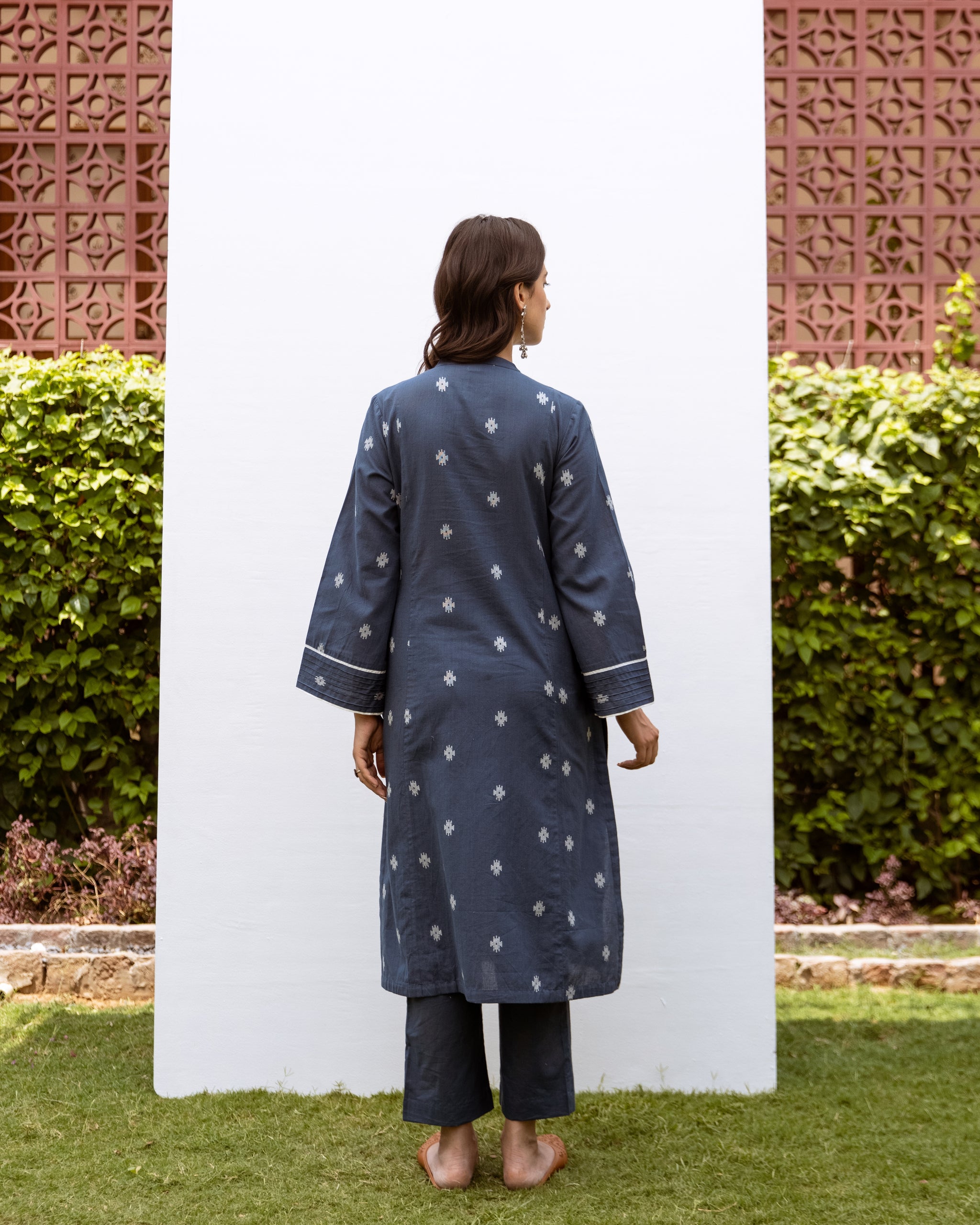 Indigo South Handloom Round Neck Kurta With Pant Set For Women's