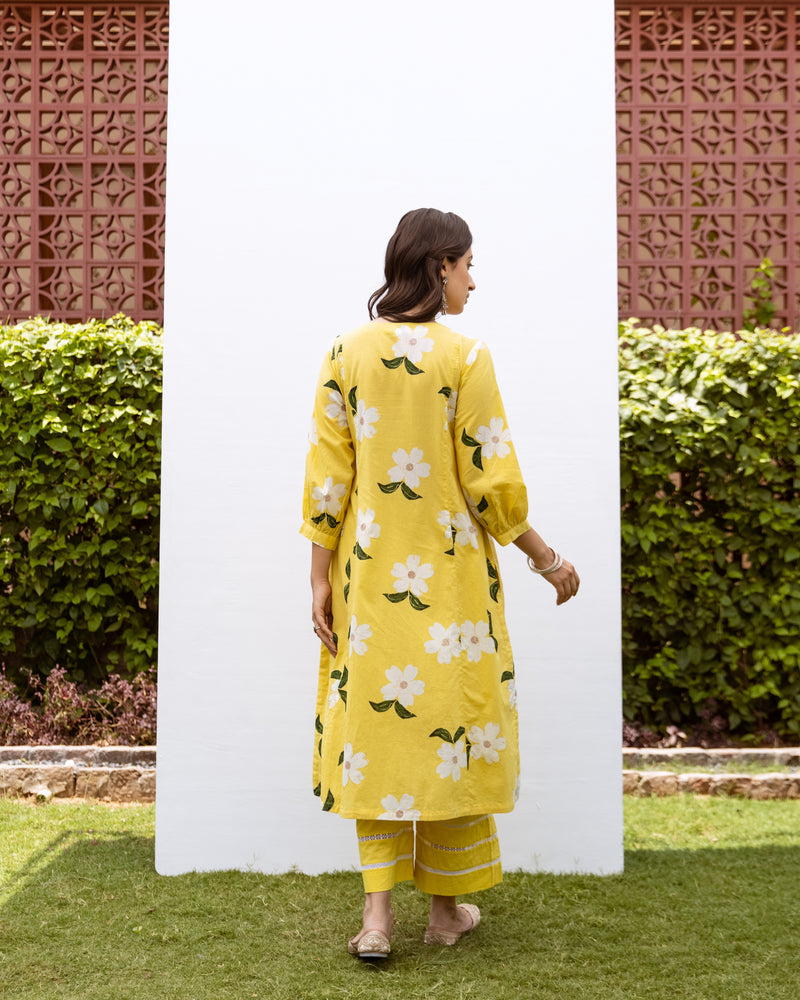Yellow Cotton Round Neck Floral Print Kurta Pant Set For Women's