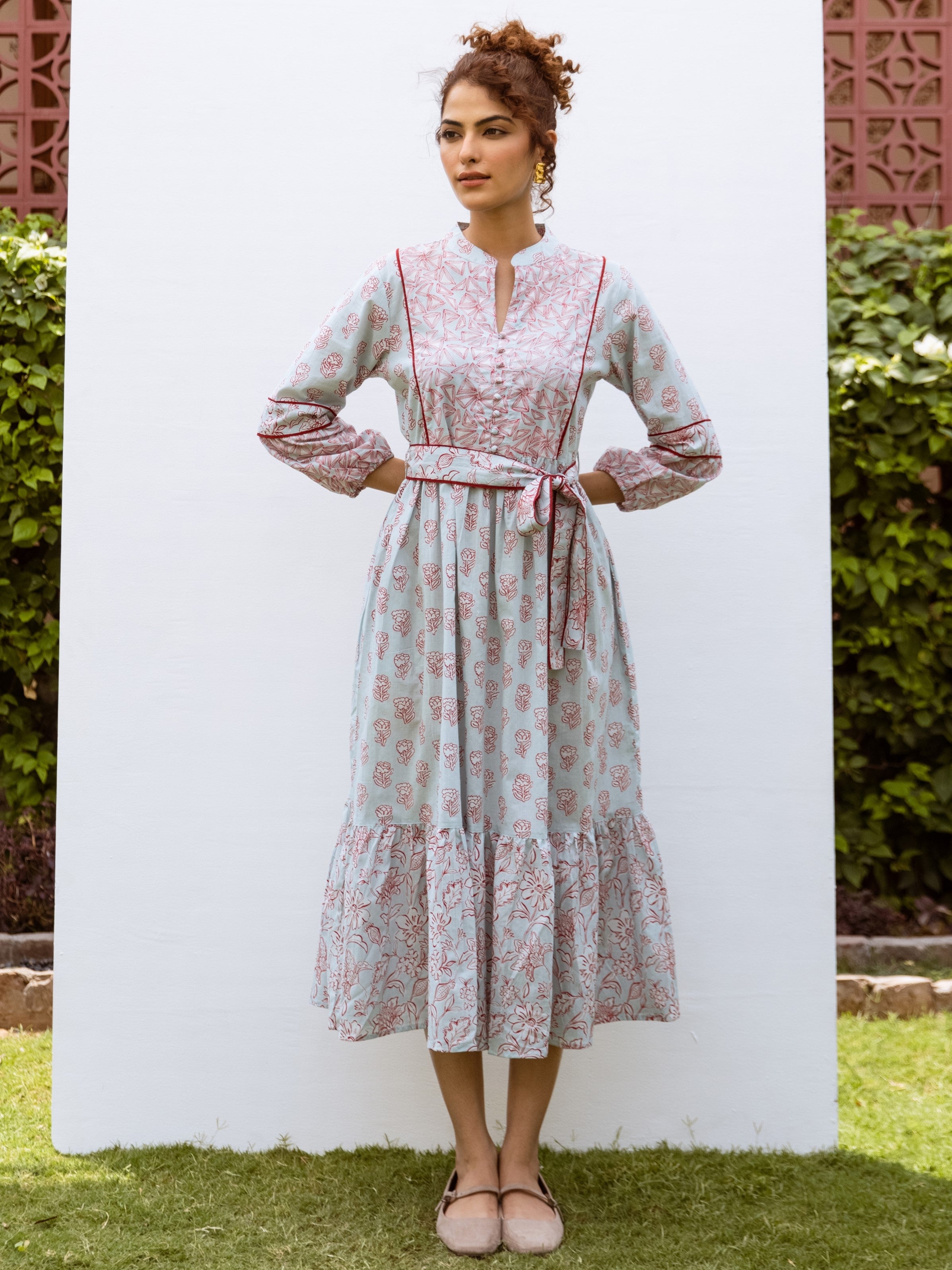 Powder Blue Cotton Collar With Small V-Neck Floral Print Dress For Women's