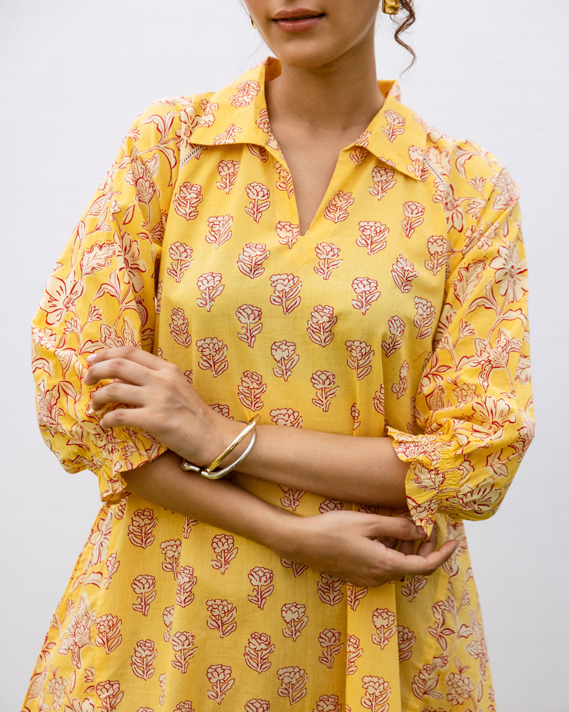 Yellow Cotton Collar With V-Neck Floral Print Kurta For Women's