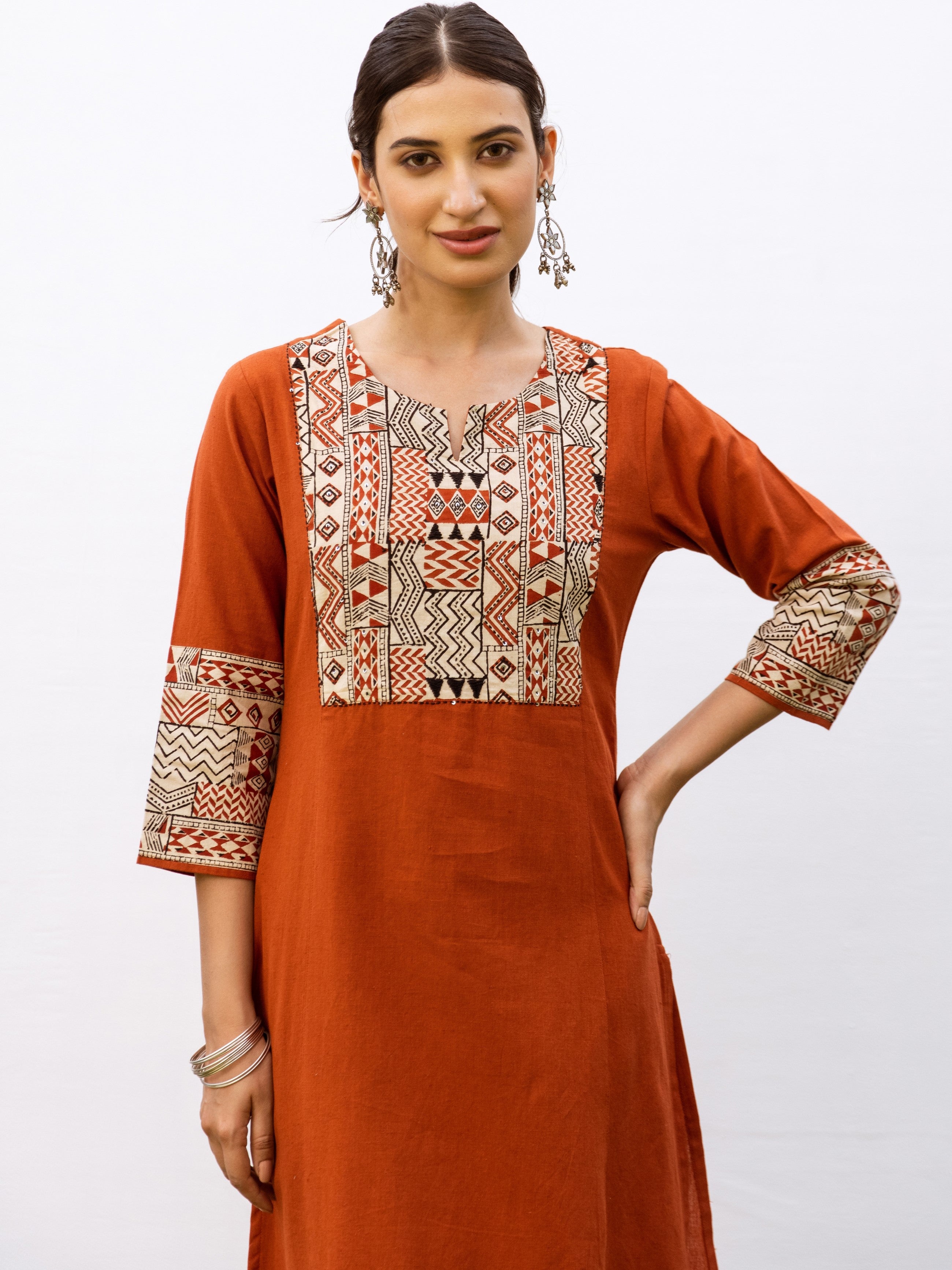 Rust Cotton Flax Round With V-Neck Kurta For Women's