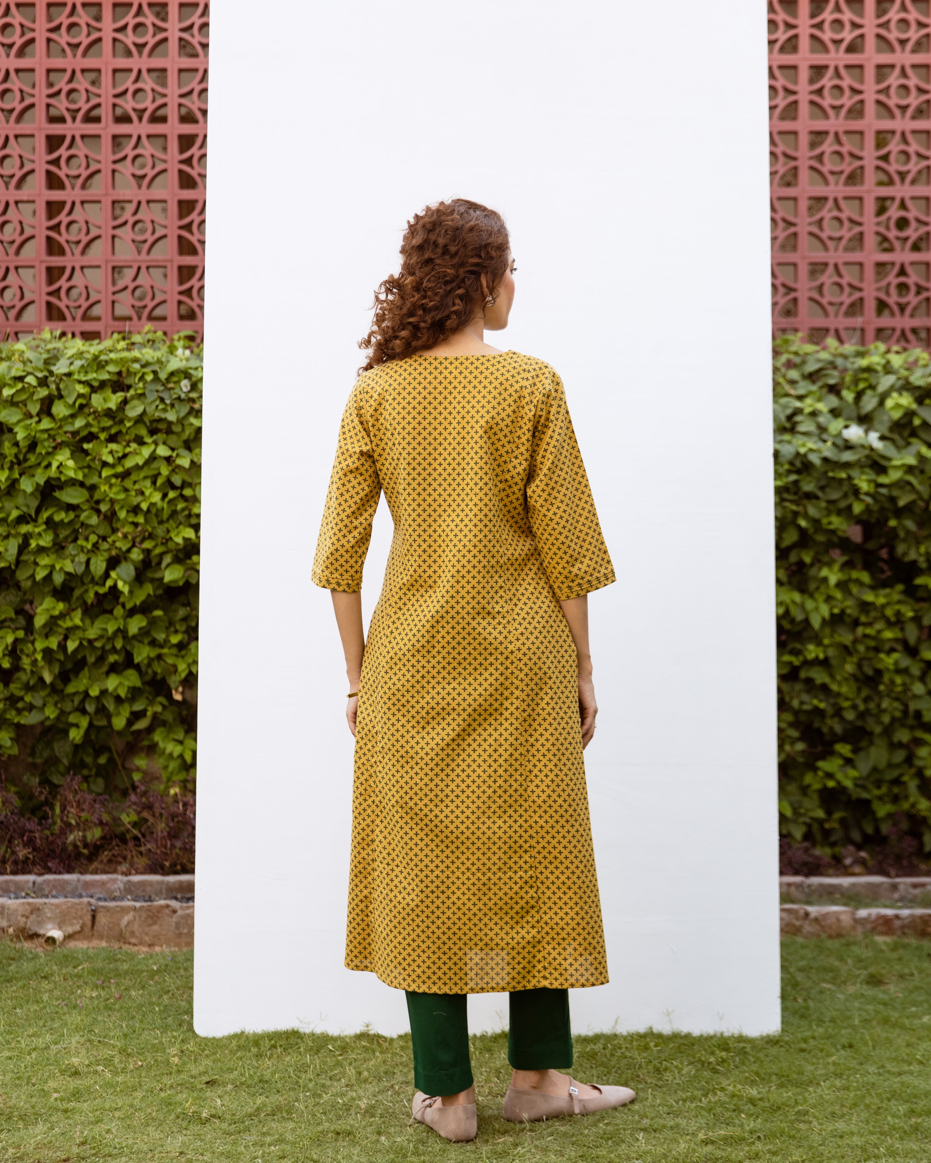 Mustard Yellow Cotton Round Neck Printed Kurta For Women's