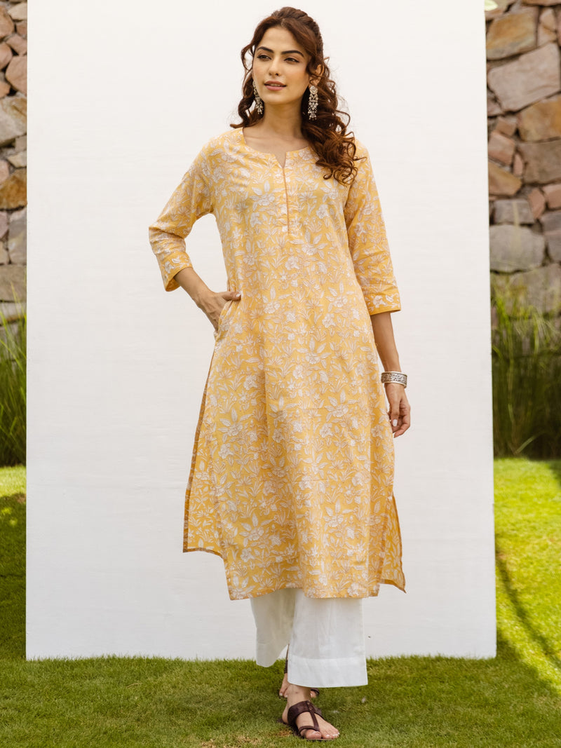 Soft Yellow Cotton Round Neck Printed Kurta For Women's
