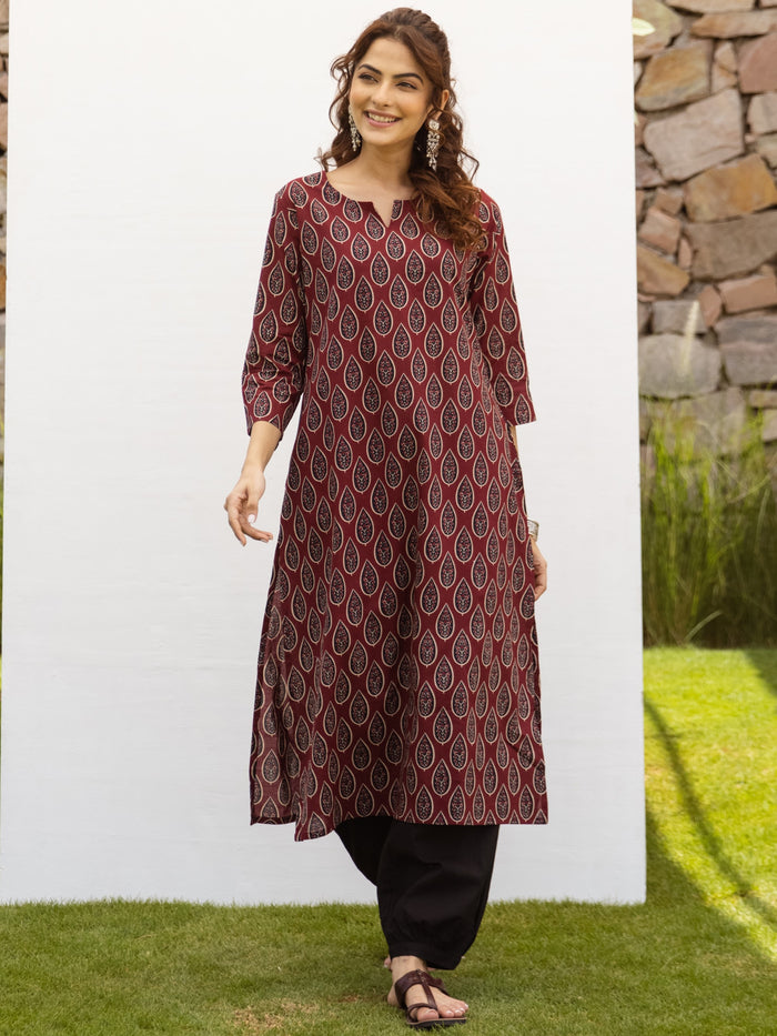 Maroon Cotton Round Neck Printed Kurta For Women's