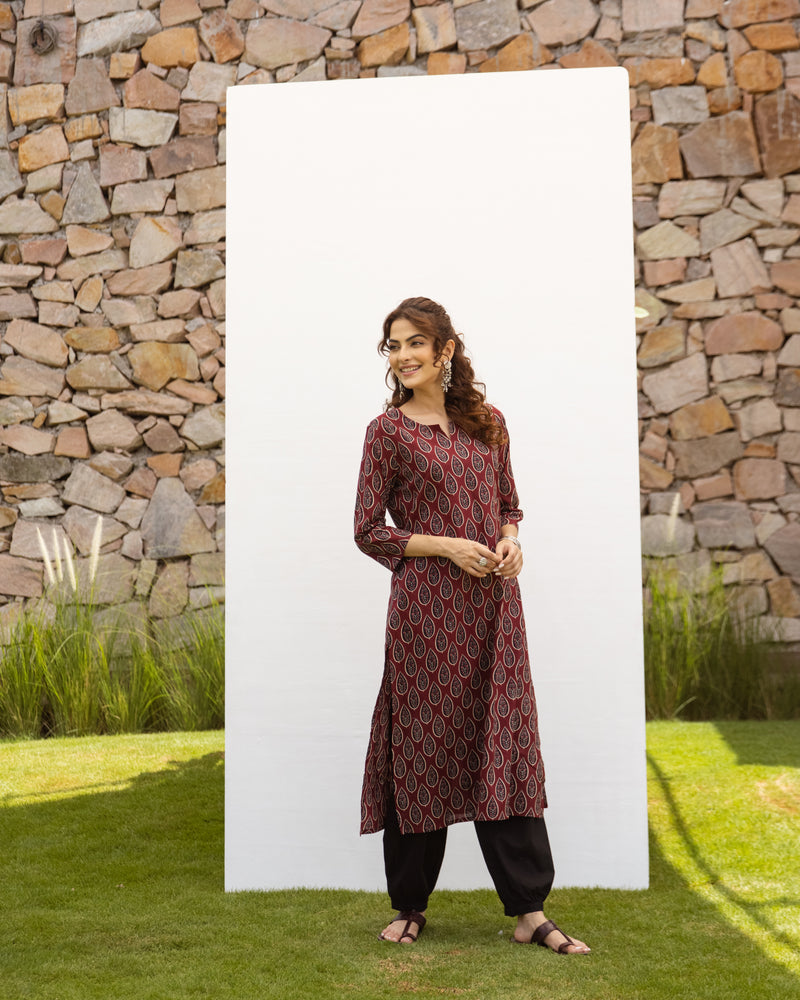 Maroon Cotton Round Neck Printed Kurta For Women's