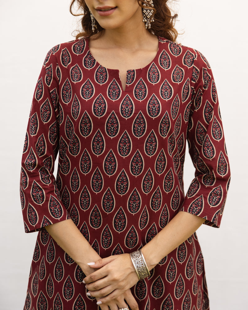 Maroon Cotton Round Neck Printed Kurta For Women's