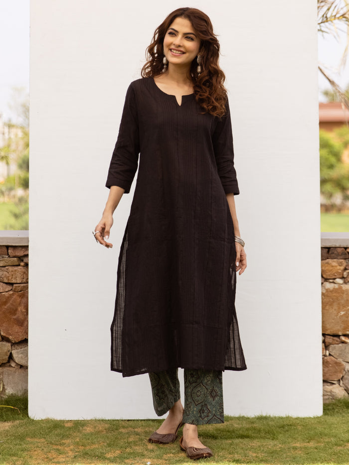 Black Cotton Slub Round Neck Kurta For Women's