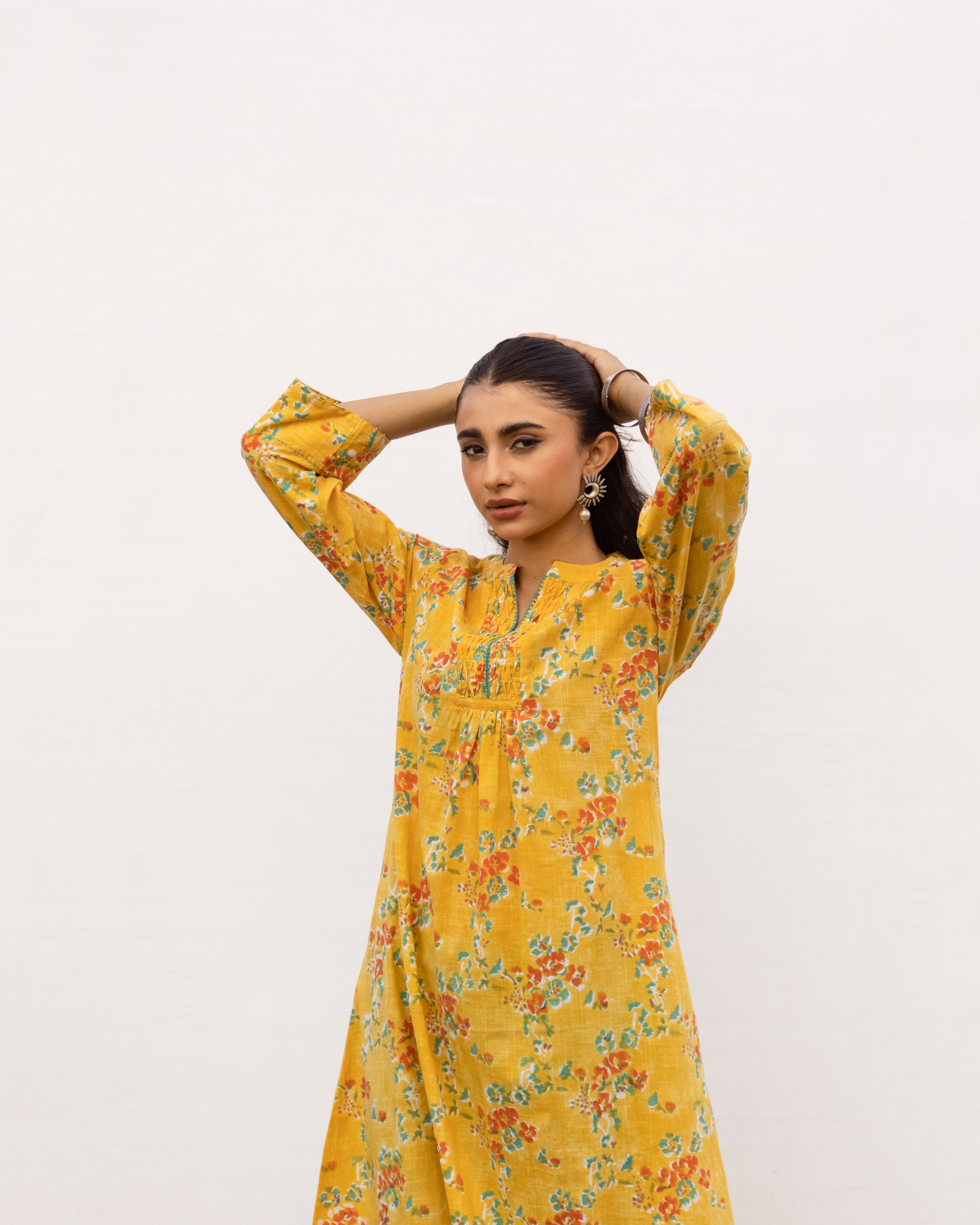Yellow Cotton Round Neck Floral Print Kurta For Women's