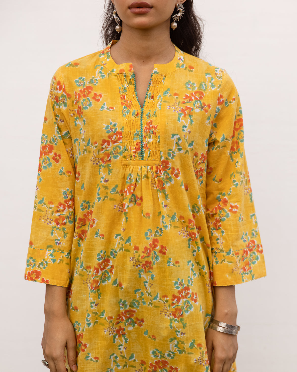 Yellow Cotton Round Neck Floral Print Kurta For Women's