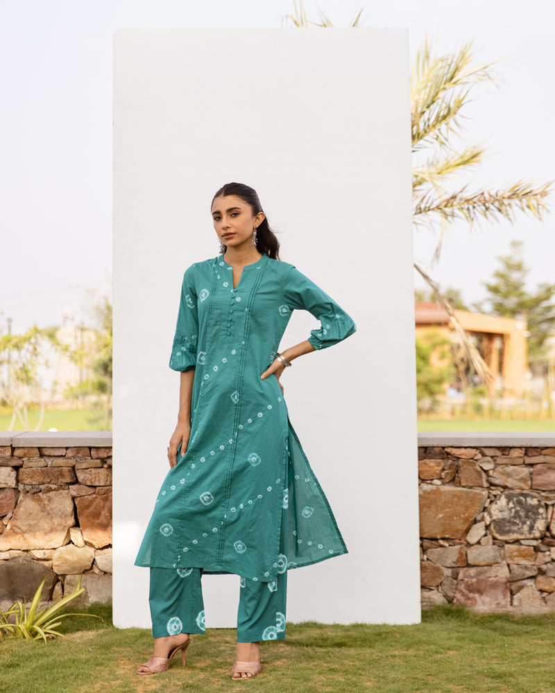 Green Cotton Hand Done Bandhani Kurta Pant Set For Women's