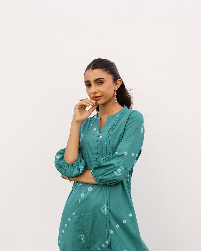 Green Cotton Hand Done Bandhani Kurta Pant Set For Women's