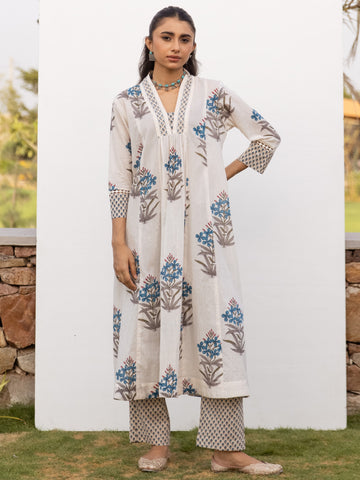 White Floral Printed Kurta Pant Set For Women's