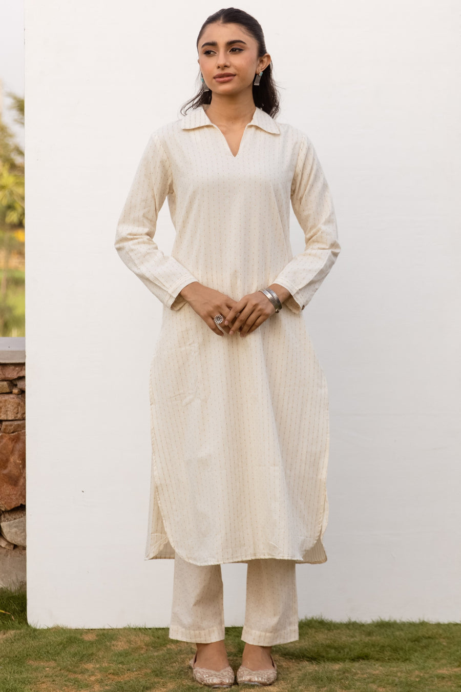 Off White Cotton Handloom Kurta Pant Set For Women's