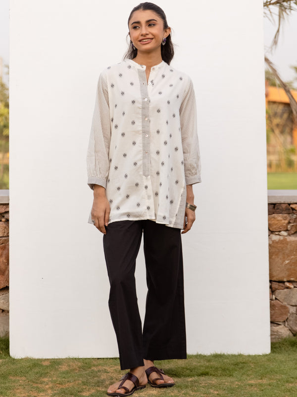 White Cotton Hnadloom Short Kurta For Women's