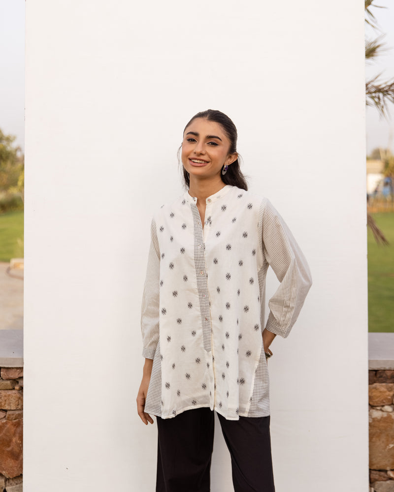 White Cotton Hnadloom Short Kurta For Women's
