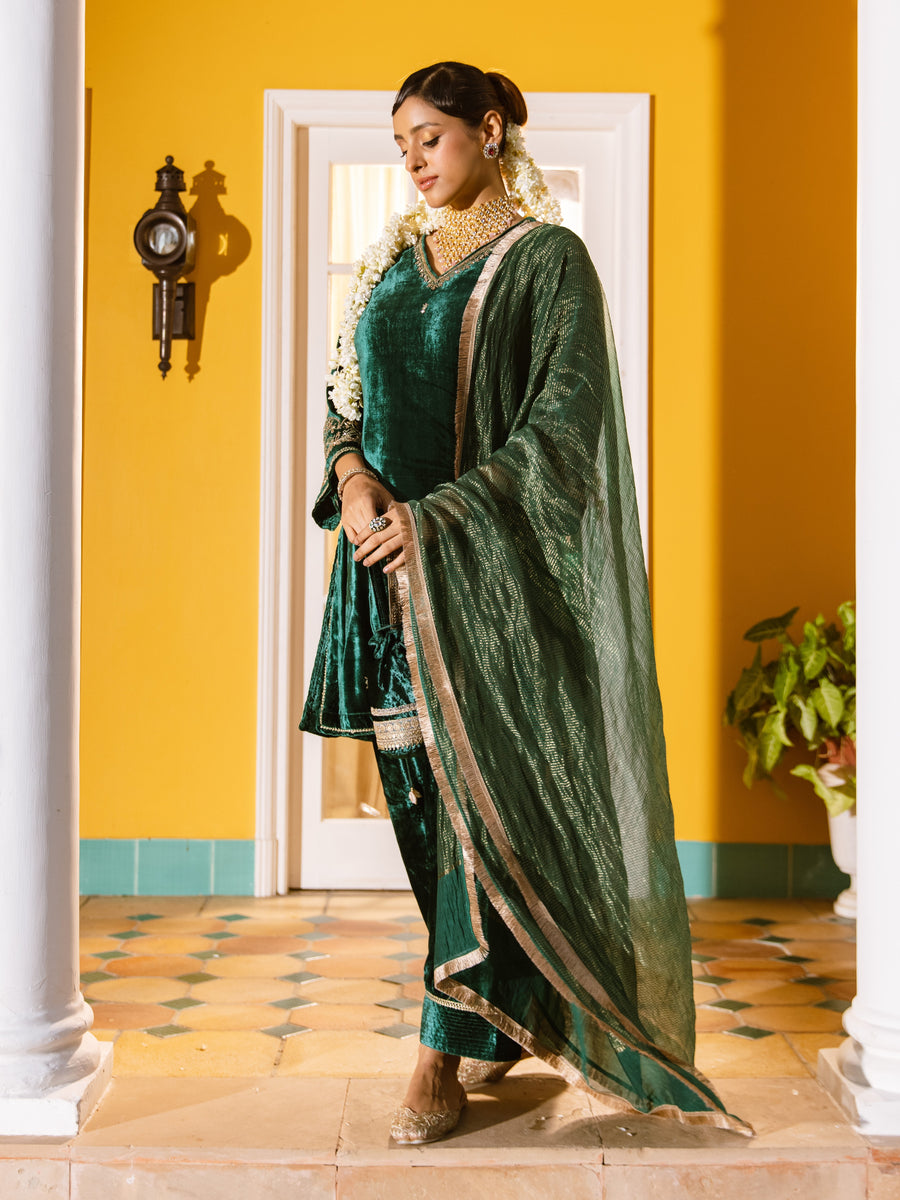 Emerald Velvet Complete Suit Set For Women's
