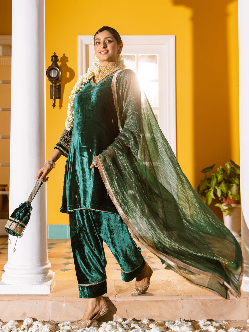 Emerald Velvet Complete Suit Set For Women's