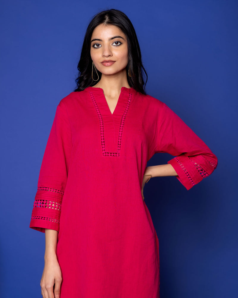 PINK LINEN COLLAR NECK ALL OVER HIGHLIGHTED WITH LACES KURTA PANT SET