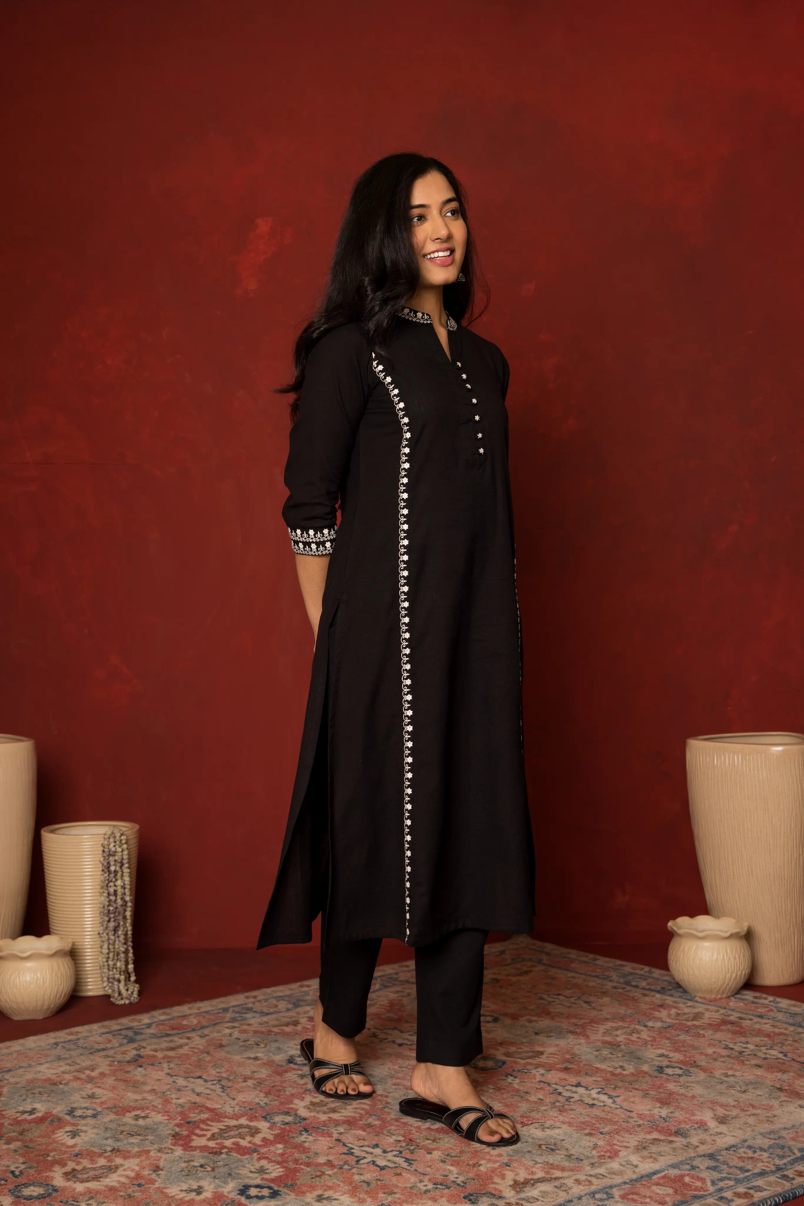 BLACK COTTON FLAX COLLAR EMBROIDERY WORK ON KURTA.WITH EMBROIDERY ON BUTTONS KURTA PANT SET