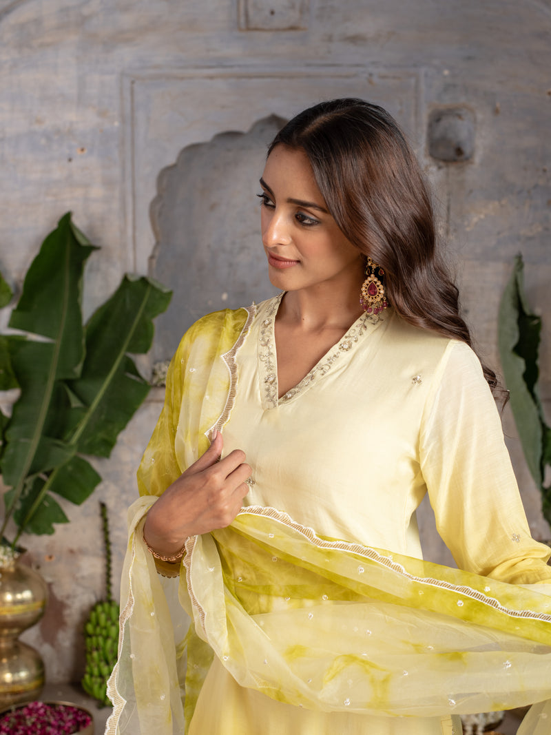 Shaded Yellow Ombre Dying Silk Complete Suit Set For Women's