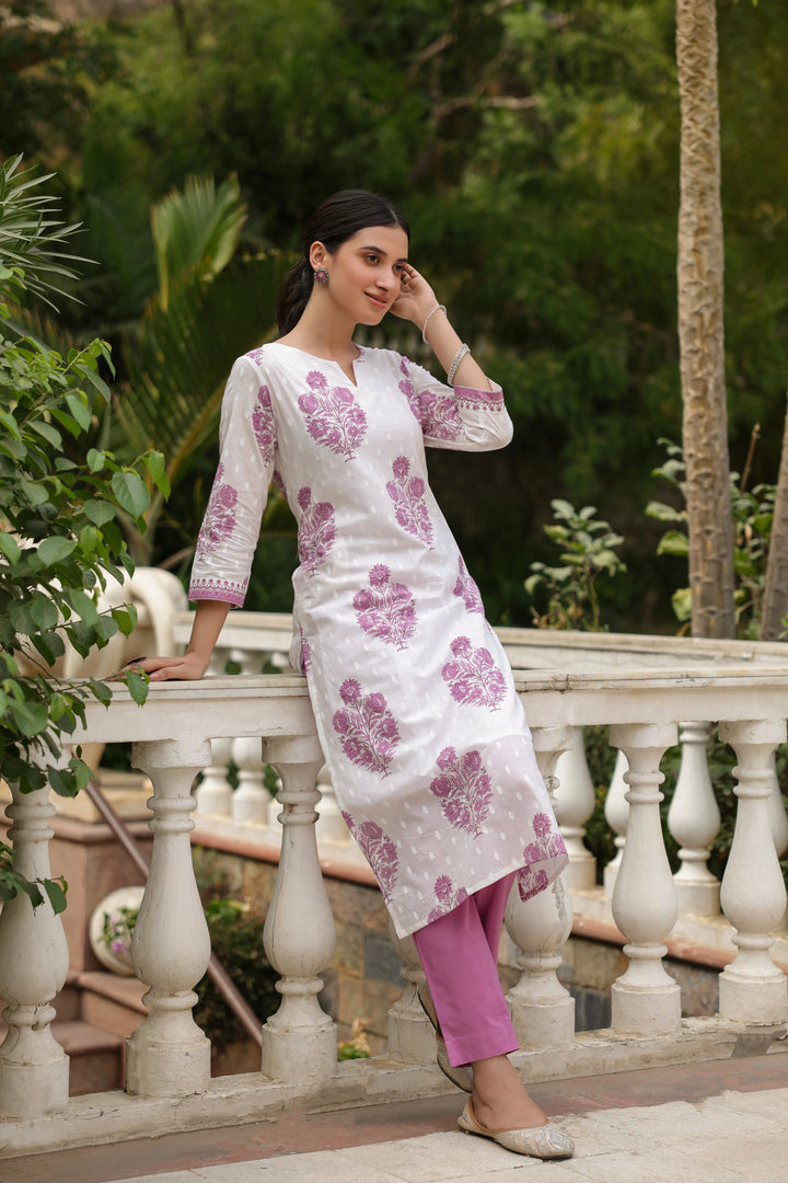 Sadhya Cottan Straight Kurta