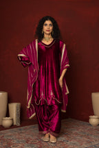 FALSA PINK VELVET V-NECK KURTA HIGHLIGHTED WITH ADDA WORK AND GOTA FULL SET