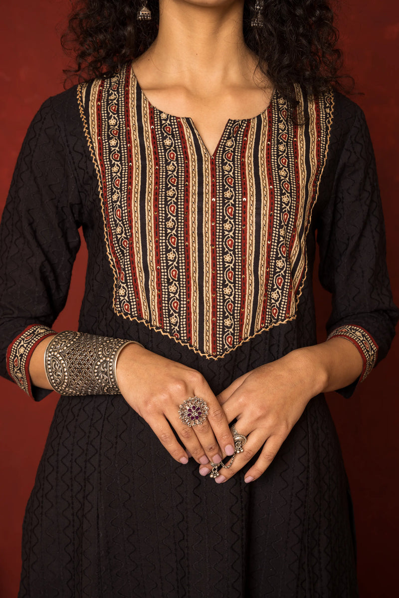 MIRAYA KURTA